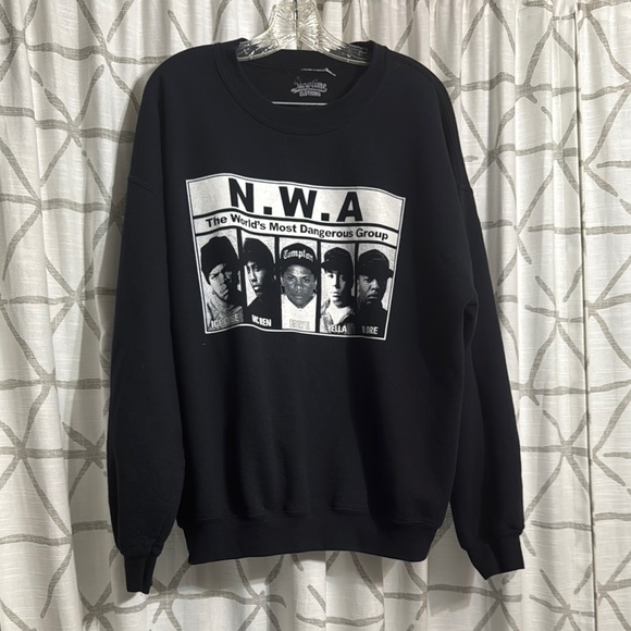 N.W.A The Worlds Most Dangerous Group Sweater - Picture 6 of 6